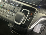発進時から滑らかに加速する無段階変速のCVTはストップ&ゴーの多い街の中も快適です