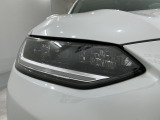 LEDヘッドライトは、点灯の瞬間から最大光量を発揮し、突然暗くなるトンネルなどでの安定感を高めます。