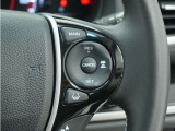 ◆アダプティブクルーズコントロール◆予め設定した車速内でクルマが自動的に加減速。前走車との適切な車間距離を維持しながら追従走行します。【LKAS】車線維持支援システムでステアリング操作を支援。