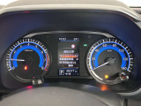 日産のエマージェンシーブレーキは前方の状況を監視し車両や歩行者との衝突回避、被害を軽減する技術です