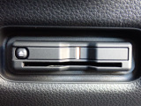 ■【ETC車載器】が装備されています。セットアップをしてお渡しとなり、ETCカードを差し込むだけで高速道路の利用が可能です。
