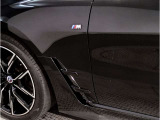 【BMWアロイホイル】軽量かつ強度に拘ったアロイホイル。走行性能ポテンシャルを引き出す設計。車の足元を引き締めてくれる大きなポイントはアロイホイルです。