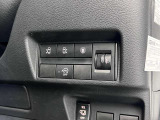 乗り降り便利な両側パワースライドドア付き!