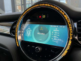 弊社お客様より頂いた下取車やデモカーが在庫の殆どを占めています。車の経歴や整備記録が分かり、ご安心してお車をお選び頂ける正規ディーラーならではのラインナップでございます。