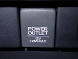 アクセサリーソケット機能付きです。消費電力120W(10A)以下のアクセサリーに、直流12Vの電源を供給します。
