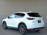 当社買取ワンオーナー車のCX-5が入庫いたしました!ナビやETC、ドライブレコーダーなど装備充実の一台です♪安心のディーラー保証付き!お気軽にお問合せ下さい♪