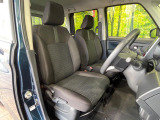 運転席シート廻りは使用感も少なく、良好な状態となっています。丁寧に使われていたことがよくわかりますね。