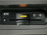 【ETC車載器】もはや必須アイテムのETCを搭載!高速道路のご利用時にとても便利!わずらわしい料金所での現金支払いが不要となりスムーズに通過できます♪