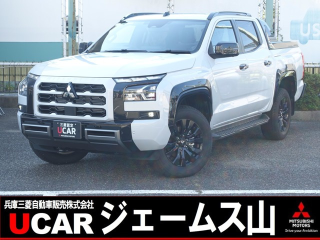 トライトン 2.4 GSR ディーゼル 4WD 