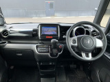 ■ 運転席まわりの装備 &rArr;