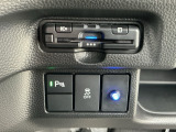 ETCも付いておりますので、高速道路の料金所もノンストップ通過可能ですよ^^是非揃えたい装備ですね!