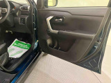 付属品(取扱説明書・記録簿・スペアキー等)の有無は車両ごとに異なります。お気軽にお問い合わせください。