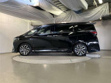両側パワースライドドア付きだから、狭い駐車スペースなどでの 乗り降りラクラク!小さなお子さまのいるご家庭には嬉しい装備。