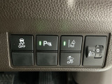 ホンダが推し進める総合先進安全装備のセンシング搭載! 衝突や斜線はみだしなどの危険が予測される時、センサーが警告。ヒューマンエラーを高度先進技術が補完してくれます。