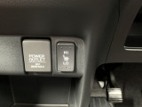 【シートヒーター(運転席・助手席)】シートを素早く温め、冬場でも快適にお使いいただけます。