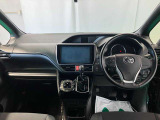 メーターやシフト、スイッチ位置など運転席まわりの配置はしっくりいきたいものですね!まずは座ってチェックしてみて下さい♪
