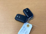 【キー】  アドバンスドキーレス(スマートキー)タイプです。