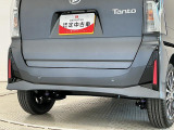 【コーナーセンサー】駐車が苦手な方には特におススメの装備です!搭載されたセンサーで障害物を検知、距離に応じてブザー音で段階的に知らせてくれます♪