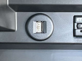 接続可能なUSB端子付き!