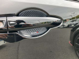 ドアハンドルプロテクターついています!