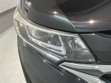 LEDヘッドライトは、点灯の瞬間から最大光量を発揮し、突然暗くなるトンネルなどでの安定感を高めます。