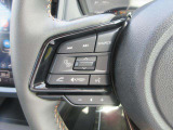 運転中にハンドルから手を離すことなくオーディオ関連の操作が可能です
