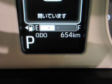 たとえばダイハツのお店にある、たくさんのスマアシ搭載車は、正常に作動する事をしっかり確認します。