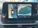 アラウンドビューモニターが付いているので狭い道や駐車もラクラクです♪