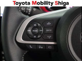 ステアリングスイッチ搭載!手を離さずに手元のスイッチでさまざまな操作が可能。運転中、視線をそらさなくても操作ができて安全です!