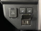 寒い冬に大活躍のシートヒーターが運転席と助手席についています♪シートぽっかぽか♪