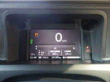 見やすいメーターパネルで運転も安心(^^♪