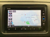 ナビゲーションはフルセグTV、インターナビ対応のGathers純正メモリーナビを搭載しています。Bluetoothオーディオ機能がありますので、スマートフォンなどの音楽も再生できます。