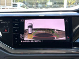 リアビューカメラを装備、狭い駐車場も安心です。