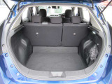後部座席に乗車していても、この位の荷物スペースを確保できます♪♪ 荷物の積み下ろしもラクラク快適ですよ♪♪