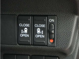 ◆両側電動スライドドア◆狭い駐車場でも乗り降りが楽々♪お子様が隣の車にドアを当ててしまう心配もございません!小さなお子様連れの方もこれで安心。