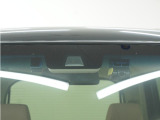 ◆Honda SENSING◆ カメラ等装置で精度の高い検知能力を発揮、安全運転を支援します。ステアリング上のコントローラーに注目!