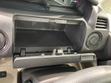 豊富に在庫を取り揃えています。 軽自動車からミニバン、セダン、SUV、話題のハイブリッド車などなど続々入荷中です!