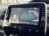 空から車を見たような「アラウンドビューモニター」!車の周りが一目で確認できるので、小さなお子様や障害物があっても安心して乗ることができます♪