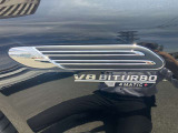 SL63ならではの強力なV8エンジンとそのパワーをしっかりと路面に伝える4MATIC。