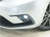 ◆フォグライト◆ 霧などの悪天候時、自車の位置を示すとともに前方や路肩が見えずらい時、近い位置をワイドに照らしてくれます