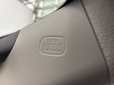 さまざまな衝突状況に対応するHONDA独自のエアバックでもしもの時に備えます。