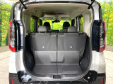 普段のお買い物や通勤、送迎等に十分な荷室スペースを確保しております。セカンドシートを倒すと、大きな荷物の積載も可能です♪