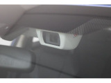アイサイトのカメラが運転をサポート