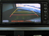 バックガイドモニターで、後方を確認しながら安心して駐車することができます。運転初心者も熟練者も必須の機能ですよ!