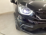 【LEDヘッドライト】ディスチャージヘッドライト(HID)と同等の明るさで、夜道や雨天走行が明るく視界良好!!