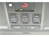 電気式4WDシステム(E-Four)を搭載。雪道などの滑りやすい路面でも安心して走行できます。