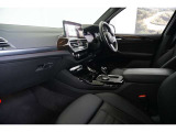 疲れにくいと評判のBMWのシートは一度座るとその良さがわかります☆お問合せ(0078-6002-613077)迄お待ちしております。大阪府吹田市芳野町5-55 毎水曜、第二・第三火曜日定休 営業時間10:00〜18:00