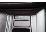 ECONボタンで低燃費モードに☆☆☆ECONスイッチを上手に使ってエコドライブ♪♪環境にもお財布にも優しい装備です☆☆☆