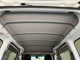 品質へのこだわり!フロアマットやシートなど車内をキレイに清掃し、ニオイや汚れなどを徹底的にクリーニングしてもらっております。室内はピカピカです☆