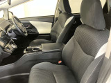 高いホールド性で運転姿勢が安定します。長距離ドライブでも疲れにくいのが魅力です。快適なドライビングライフをお送りください♪